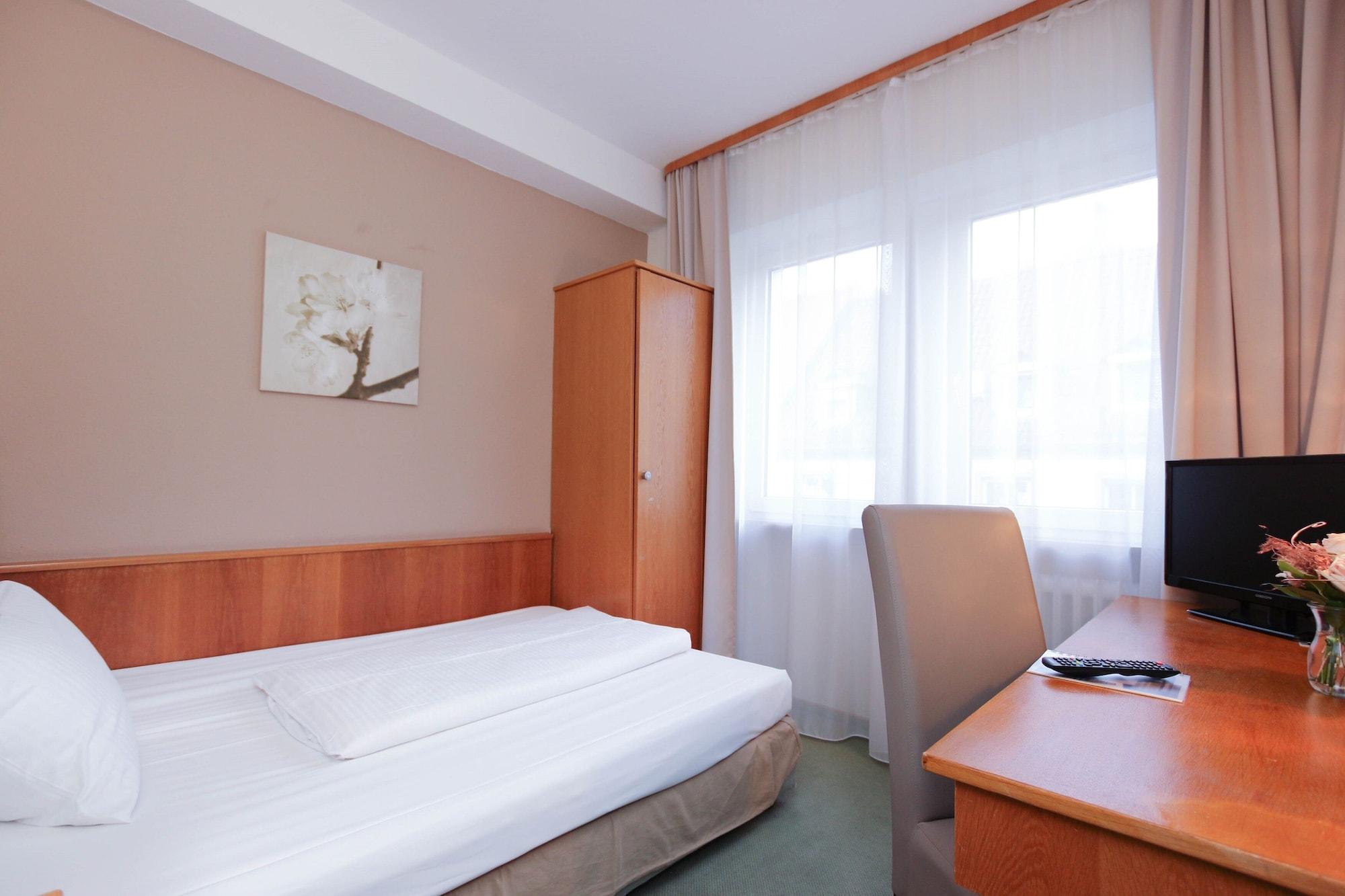 City Hotel Wuerzburg Esterno foto