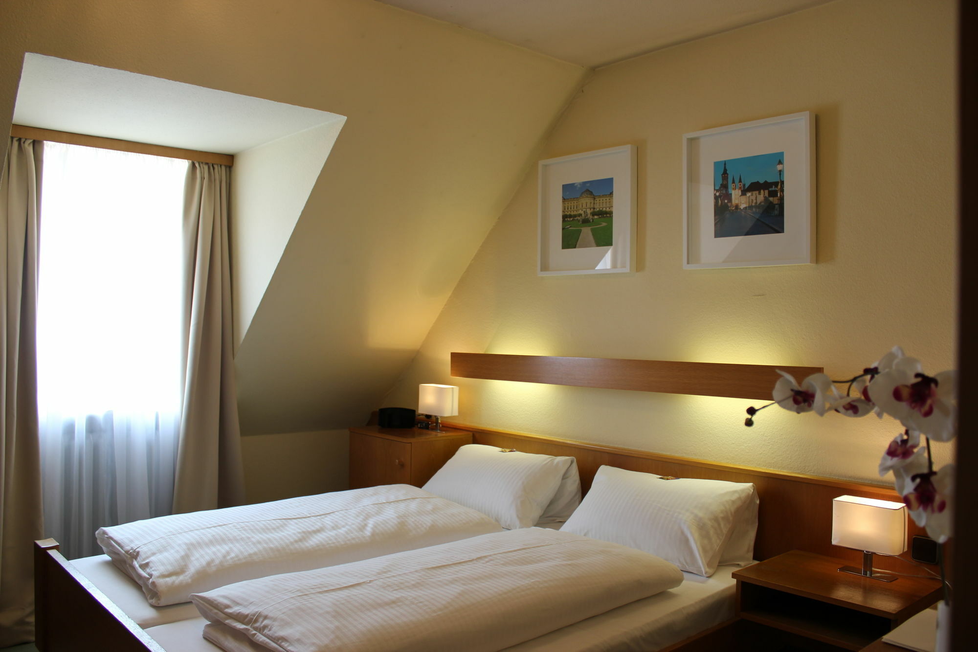 City Hotel Wuerzburg Esterno foto