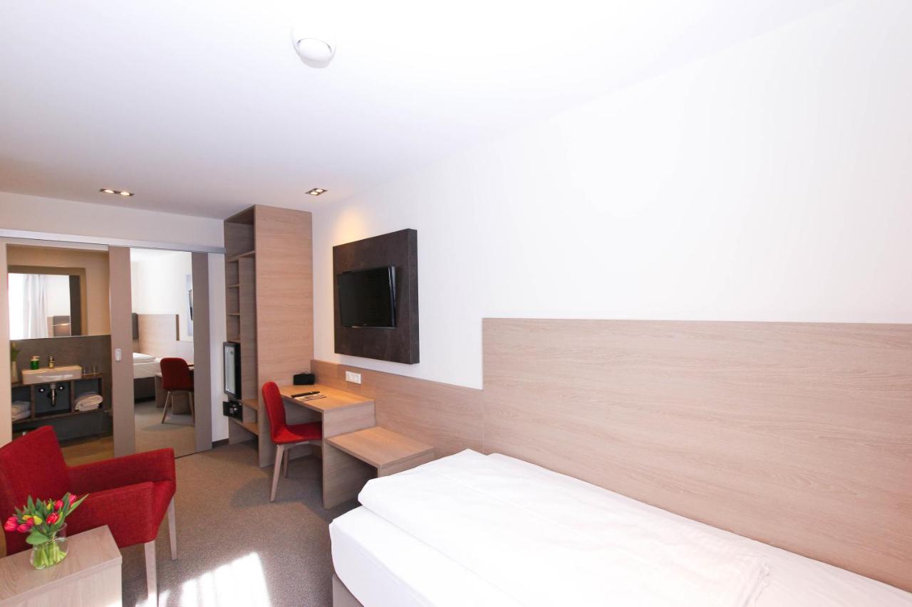 City Hotel Wuerzburg Esterno foto
